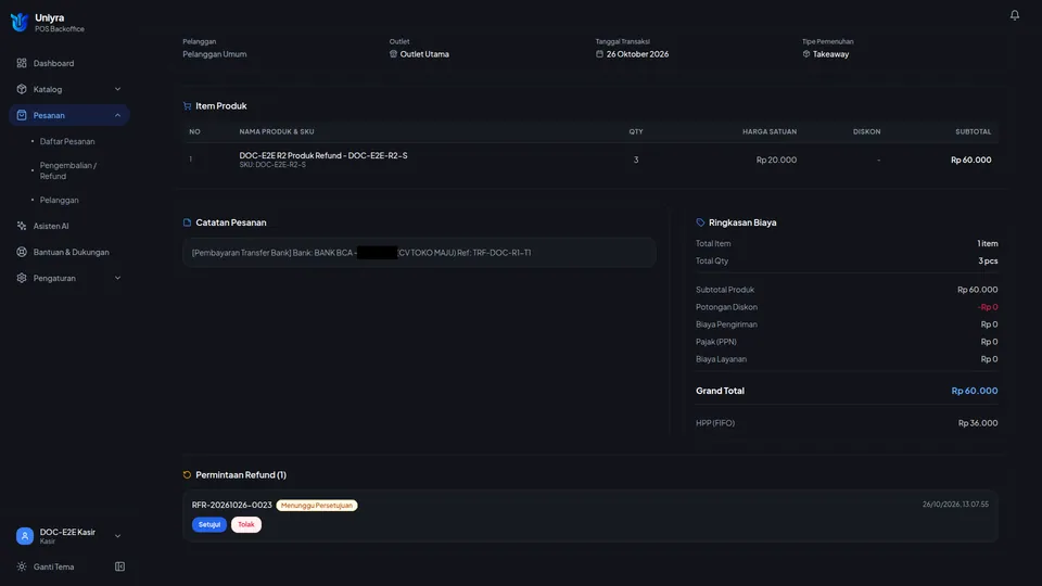 Detail pesanan dengan kartu Permintaan Refund berstatus Menunggu Persetujuan beserta tombol Setujui dan Tolak